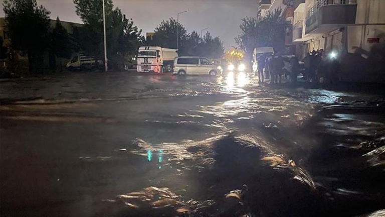 Batman'da sel felaketi: Kaybolan 3 çocuktan 2'sinin cesedi bulundu